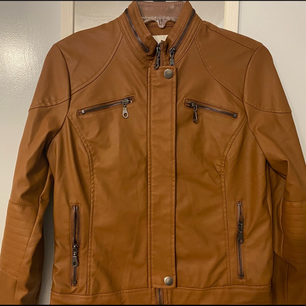 Brown Leather Jacket; Size Medium